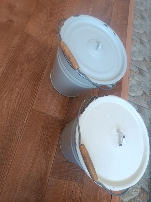 Эмалированное ведра