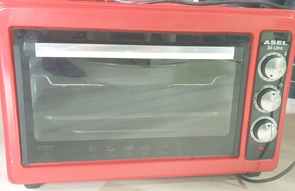 Продам духовку Asel