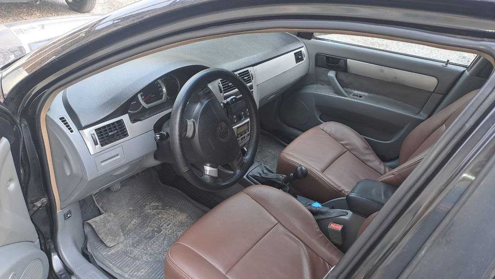 Lacetti optra sotiladi