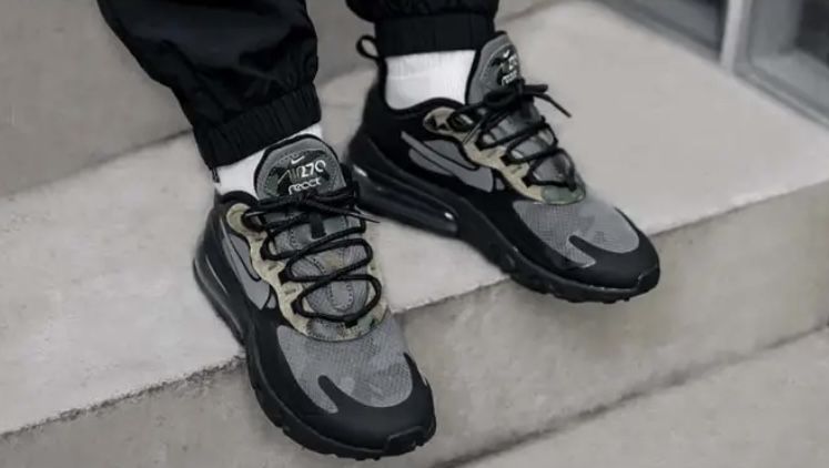 Nike 43 airmax react 270 camoflauge