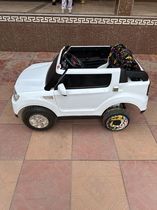 Продается детская электромобиль и Гираскутер граборд сигвей