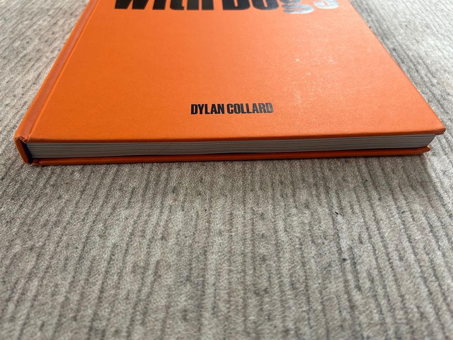 Книга за любители на кучета - Living With Dogs (24.43 x 31.12 cm)