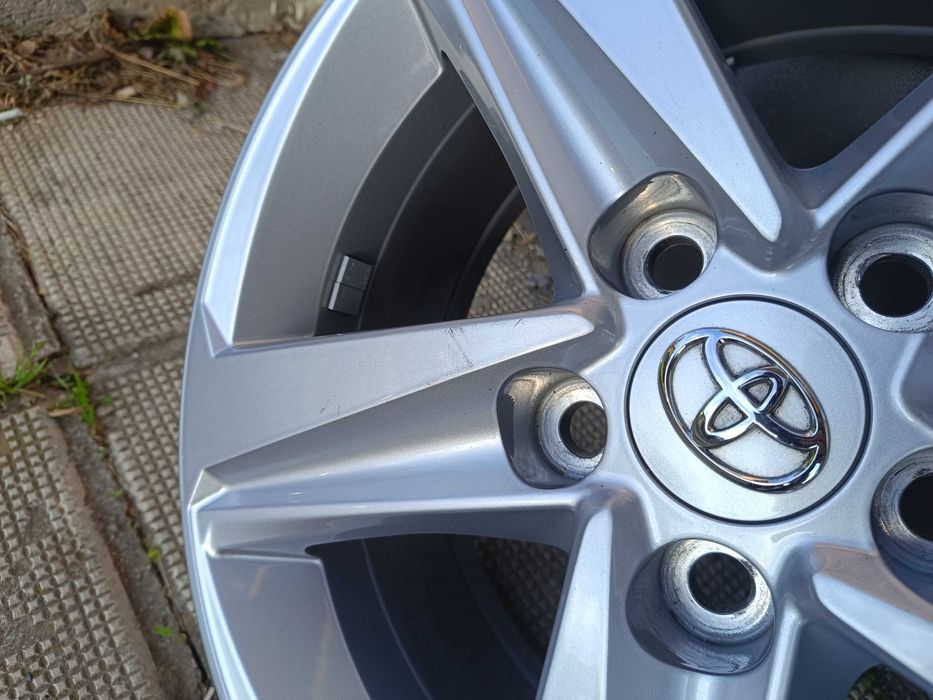 ОРИГИНАЛНИ джанти 16 ' цола 5x114,3 TOYOTA COROLLA AURIS / ТОЙОТА Корола Аурис + датчици