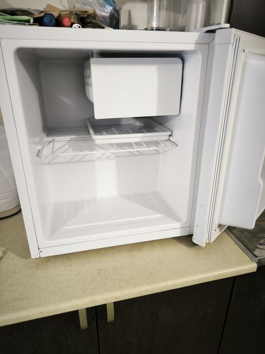 Хладилник тип мини бар