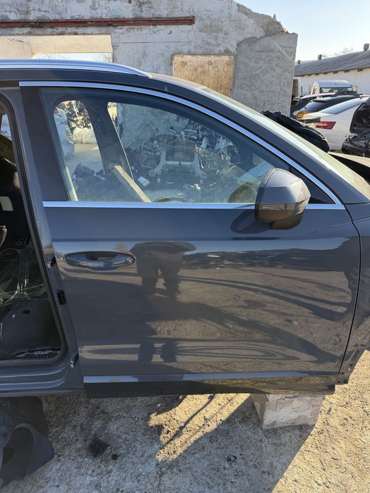 Usa dreapta fata / Portiera dreapta fata Audi Q3 83A 2019-2025