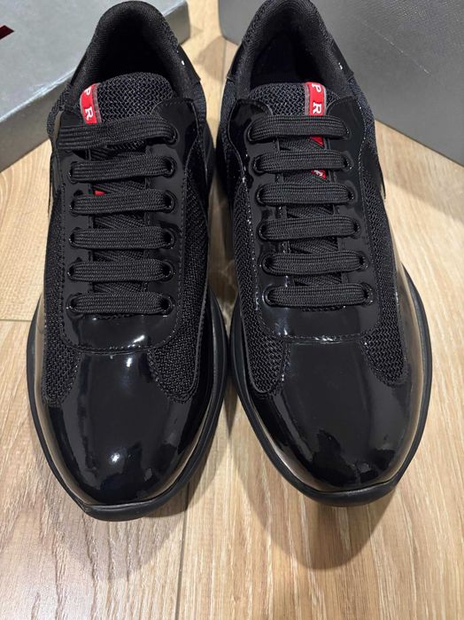 Prada Linea Rossa обувки