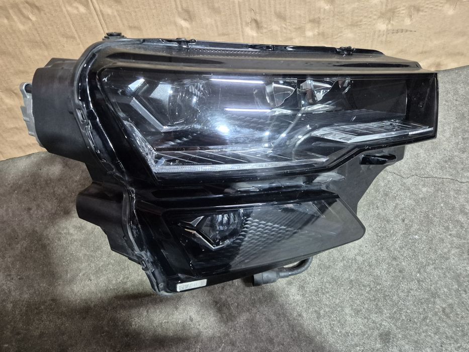 Десен Фар Skoda Karoq Full Led Шкода Кароя фарове