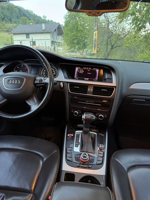 Audi A4 B8 facelift