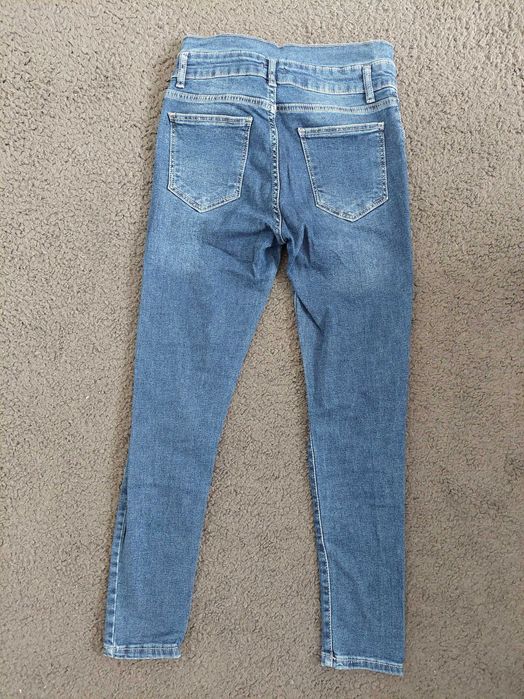 Pantaloni blugi damă