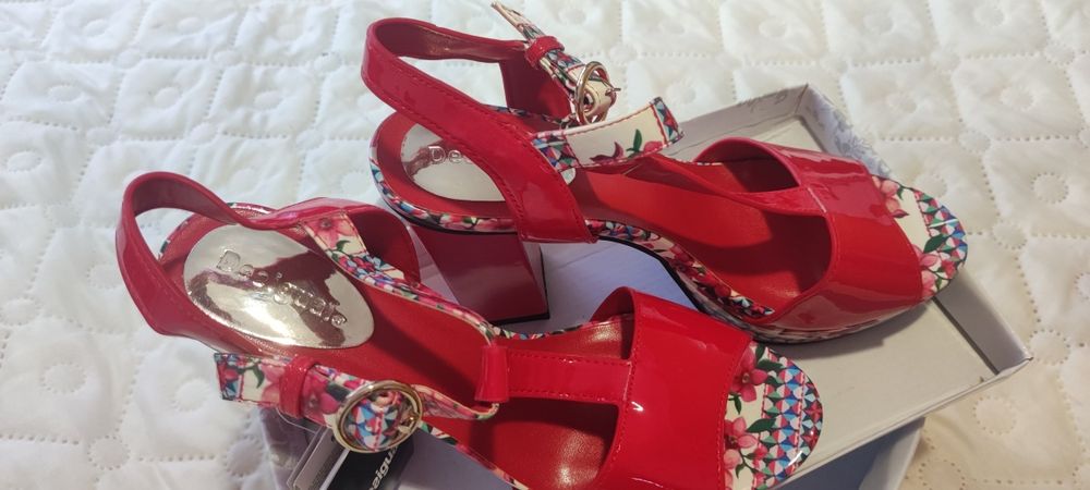 Нови летни елегантни обувки Desigual с етикет