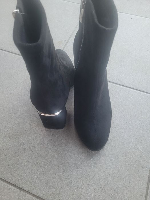 Дамски боти черни