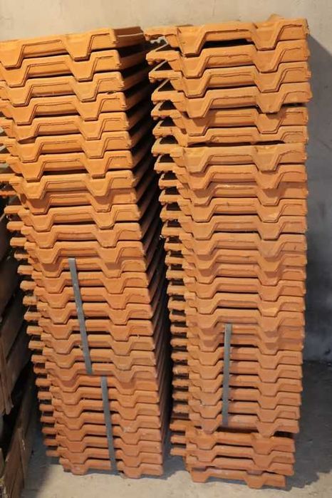 40 броя керемиди Младост