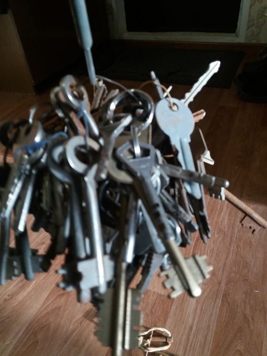Продам  ключи .от дверей .разные