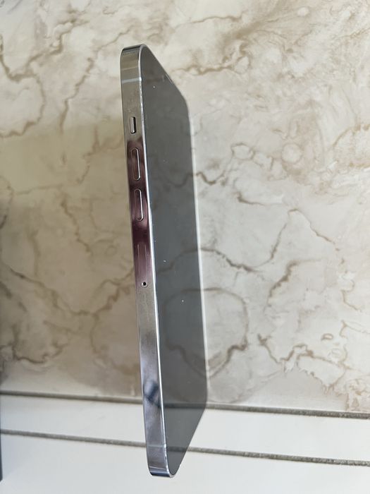Продам Iphone 13 pro max