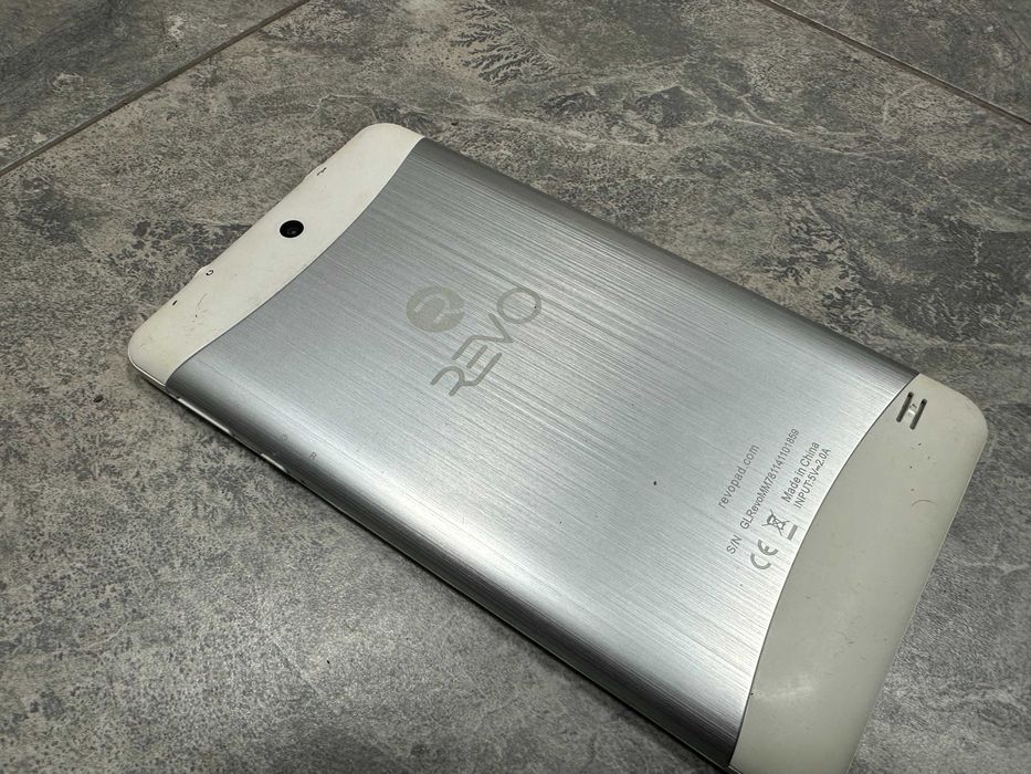 Таблет   Revo  7 инча