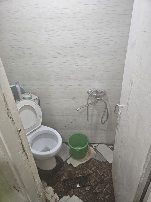 Продаётся Квартира 1 ком 2 этаж в Янгиюле на Нихи