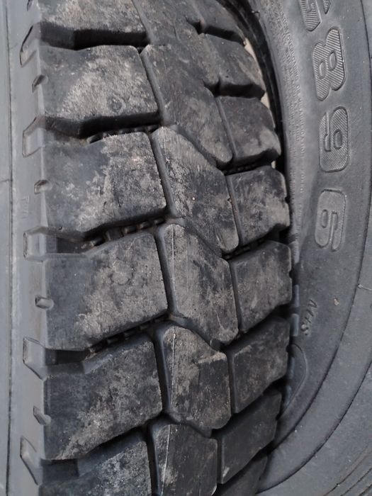 Б/у грузовые шины