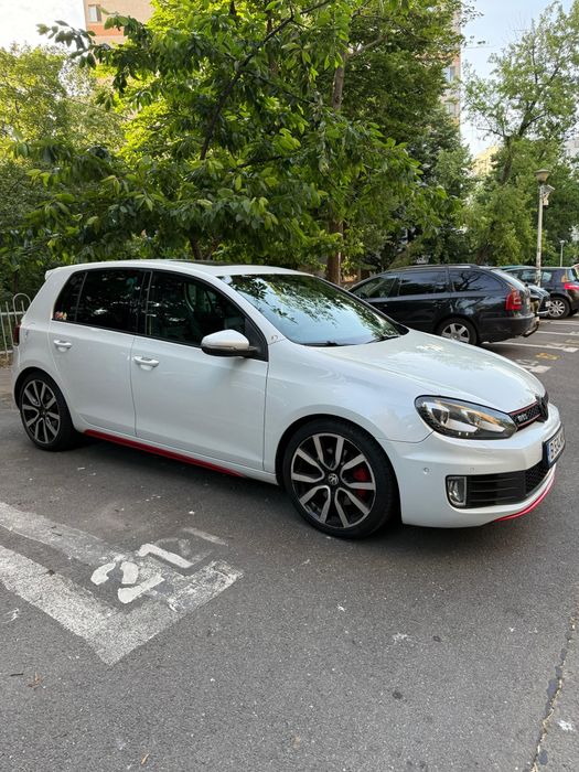 VOLKSWAGEN Golf 2012 — imagine 3