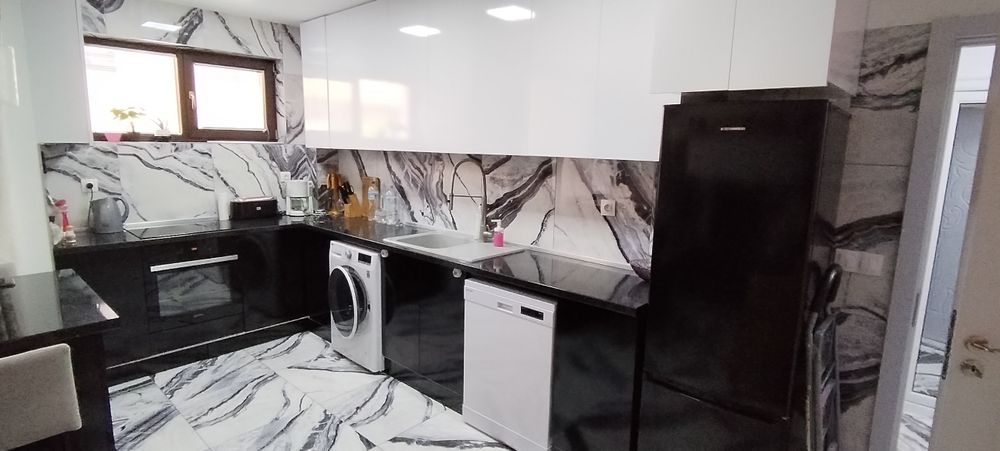 Продава се Тристаен апартамент в Асеновград - 80 кв.м за 1794 €/кв.м - Снимка #4