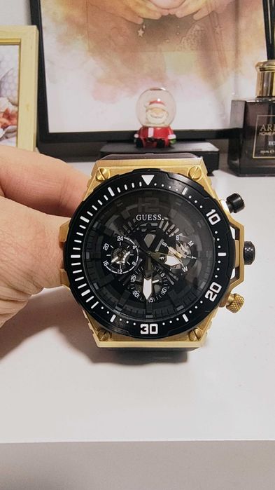 Guess GW0325G1 / Black & Gold