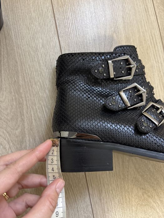 Alma En Pena marimea 39