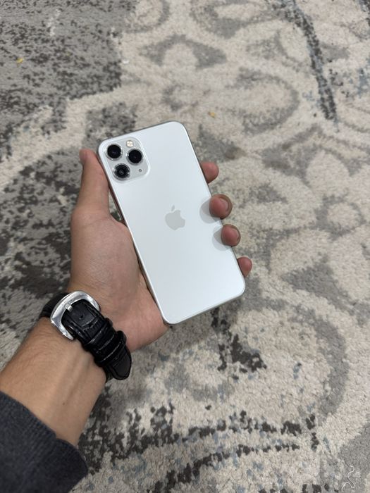 IPhone 11 Pro white 256 GB