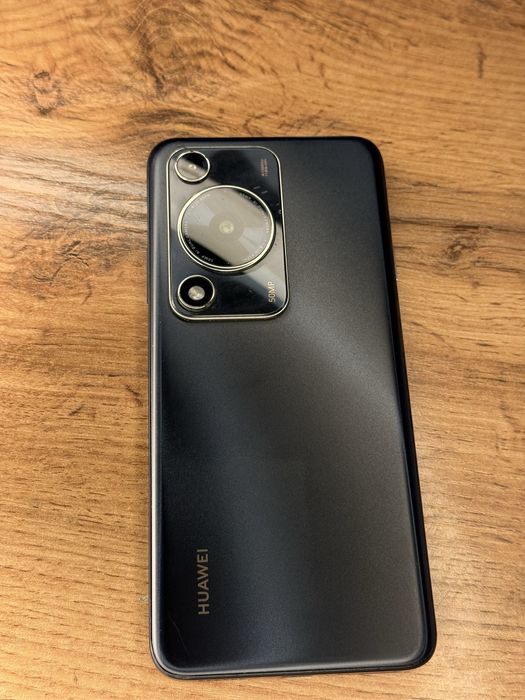 Телейон Huawei nova63