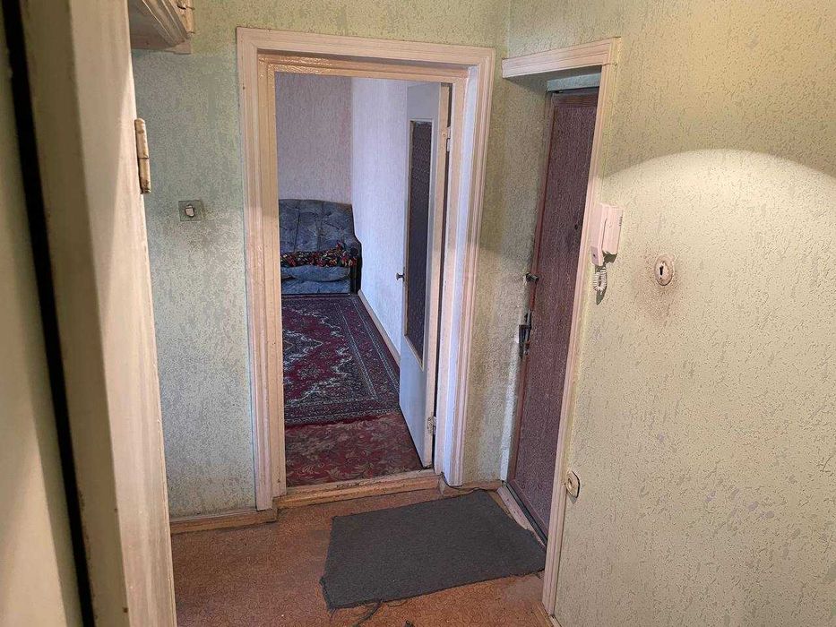 Продам 2/5/9 возле Пожарки. Ц6