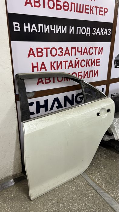 Продам дверь от камри 50