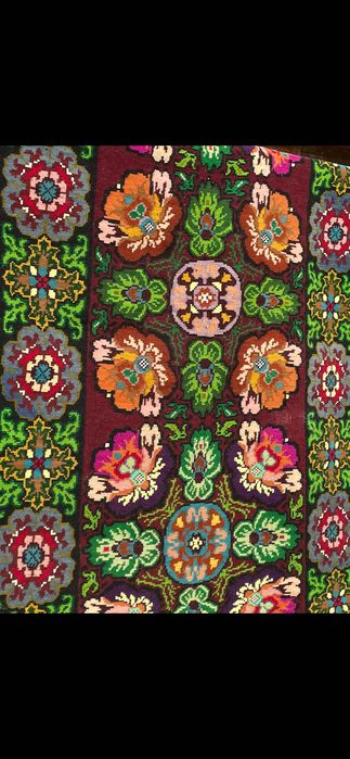 Covor tradițional cu doua fete