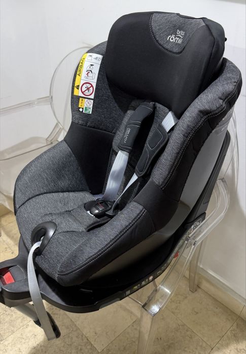 Sacun auto Isofix britax 0-18kg, gri inchis-negru