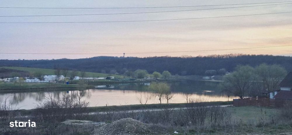 Teren de vânzare, loc. Paleu