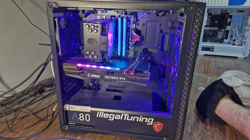 Vând PC Gaming – Ryzen 5 5600X | RTX 3070 8GB | 32GB DDR4. Accept schimb cu ryzen 7600, DDR5