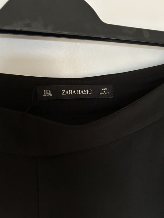 Fusta- pantaloni scurti zara S