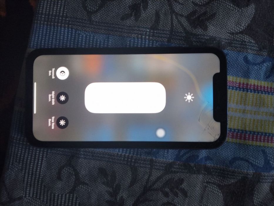 iPhone xr 13 pro qilngan