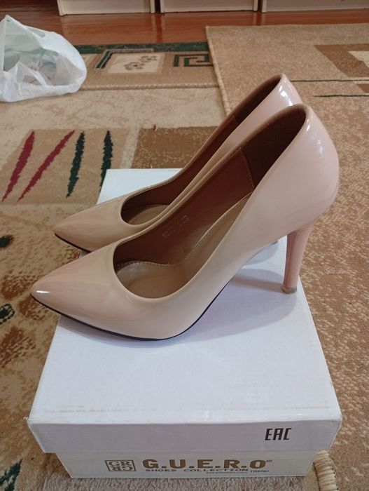 Туфли сатылады. Бир еки кейдим.