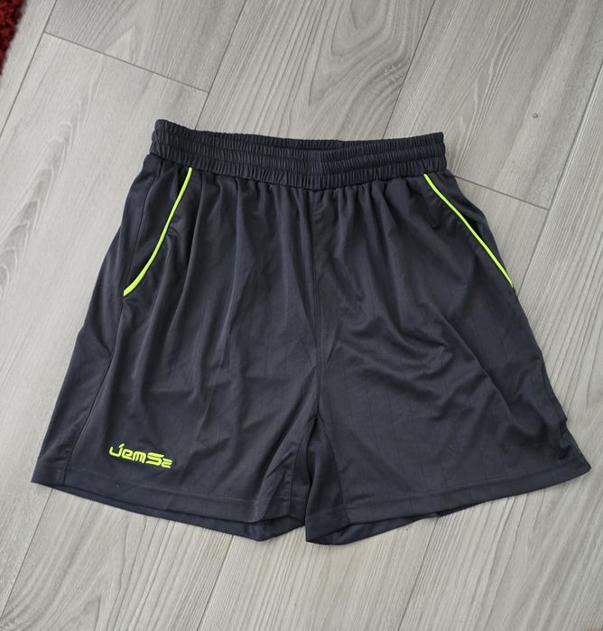 Pantaloni scurti barbati M-L!