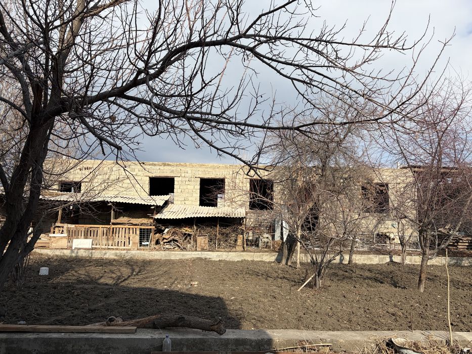 Продаётся участок. Кармана тумани Дехкон кучасида 5 сотих ер сотилади