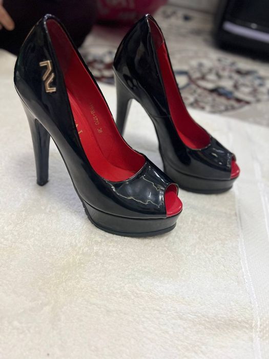 Женский обуви за все 100 тысяч