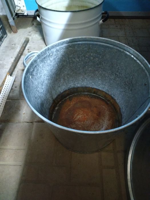 Продам оцинкованную посуду