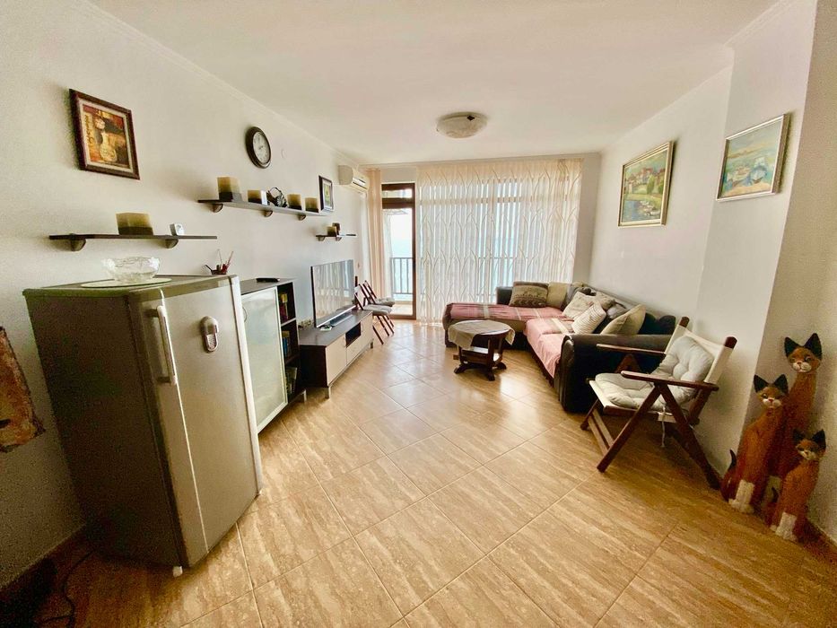 Продава се Тристаен апартамент в Свети Влас - 100 кв.м за 1980 €/кв.м - Снимка #2