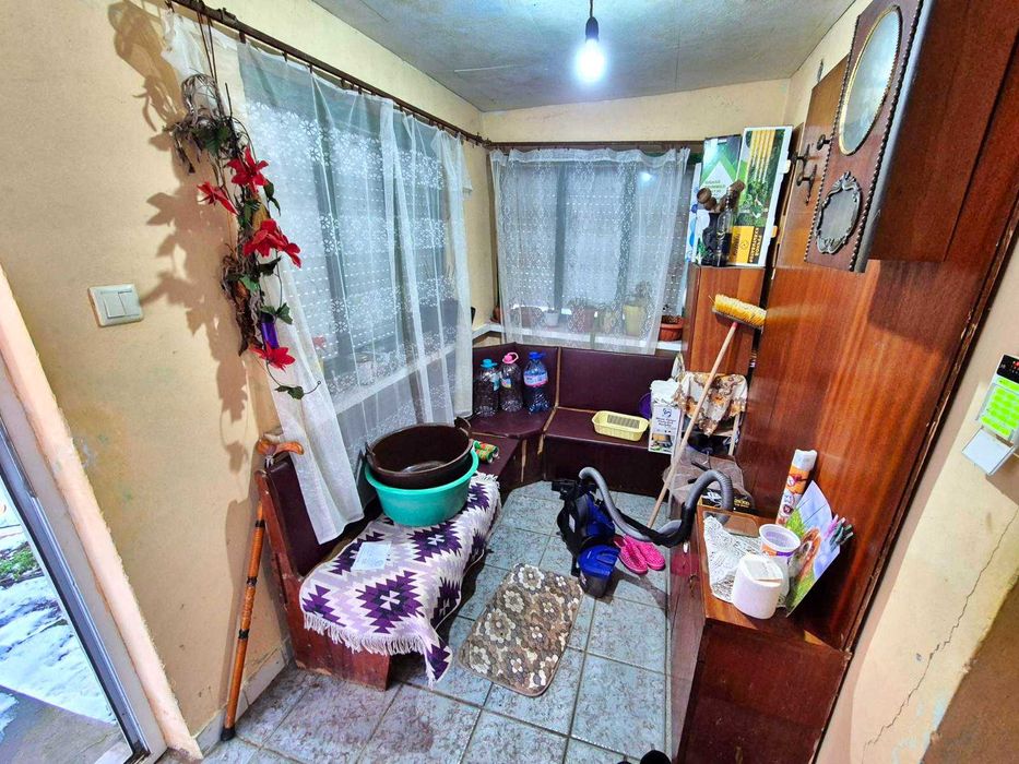 Продава се Къща в с. Брегаре, Област Плевен - 100 кв.м за 77 €/кв.м - Снимка #11