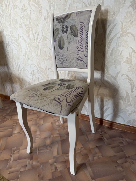 Продам стулья 6 штук