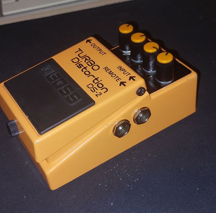 Pedala chitara Boss Ds-2
