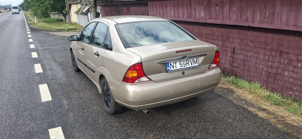 Vand ford focus 1