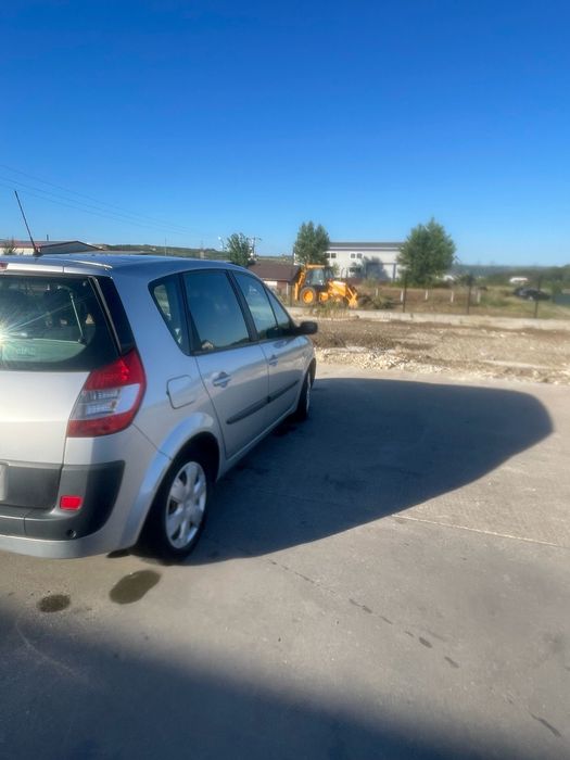 Renault scenic II an 2006 1.9