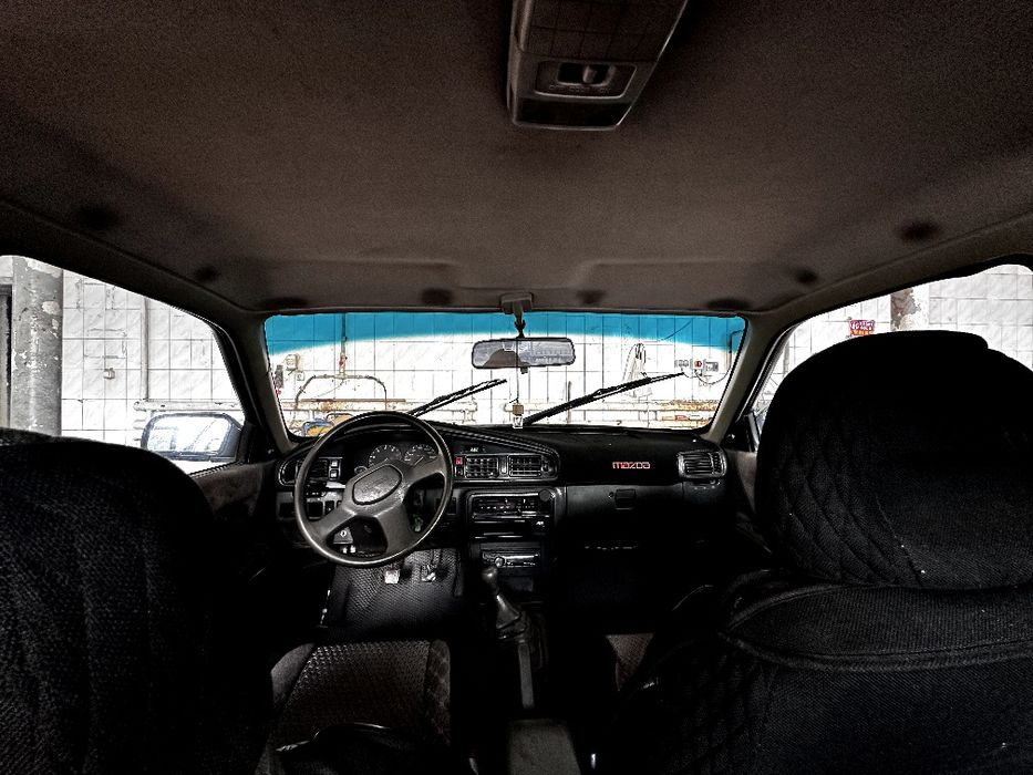 Mazda 626 2.0 продам