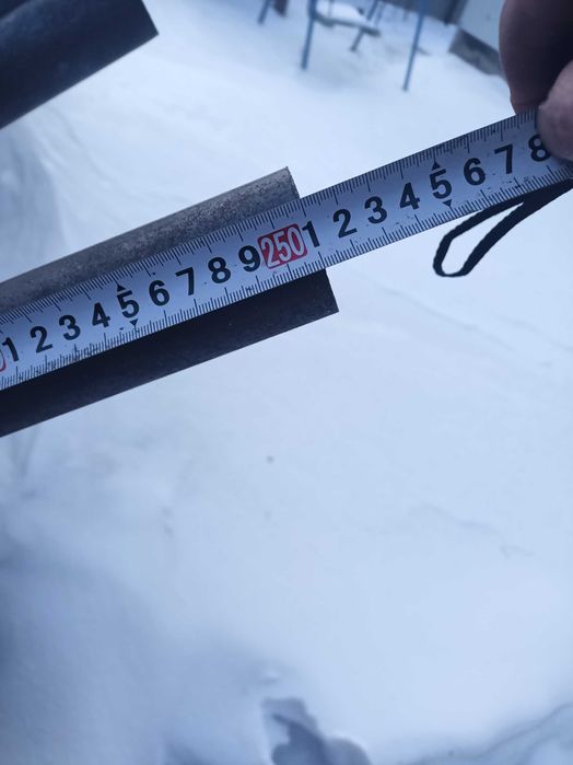 Труба металл отопление столбы