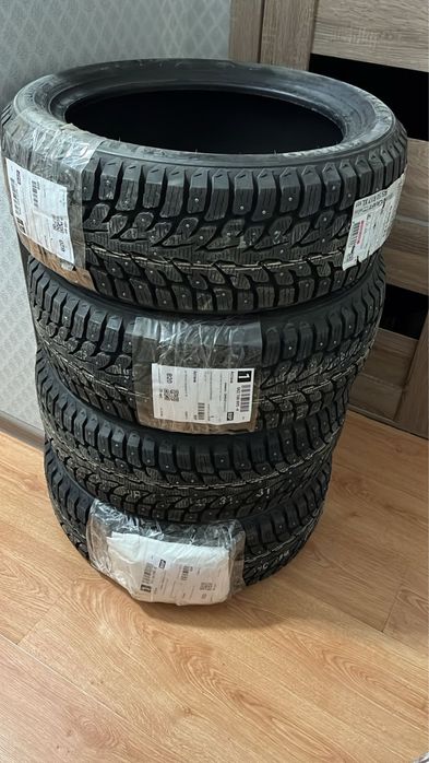 Зимние шины с шипами. Kumho
