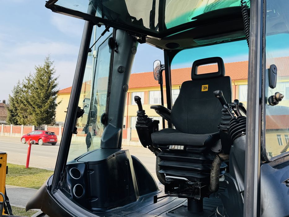 Buldoexcavator JCB 4 cx La Turbo ,an 2007 ,Ore 6700.IMPORT